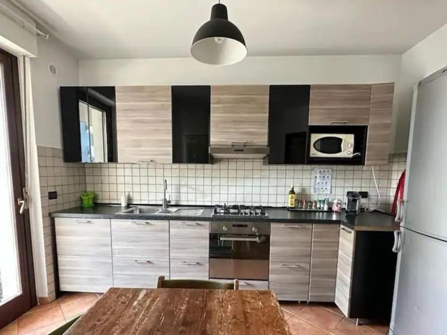 Casa Alpi 44 - Two Bedroom Flat With Huge Balcony Pescara Exterior foto